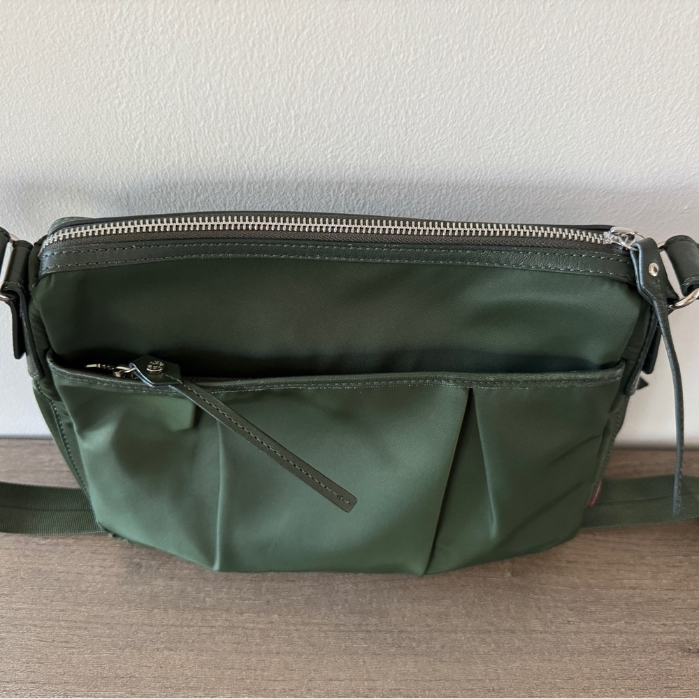 MZ WALLACE Forest Green Multi Zip Adjustable Crossbody Bag. Excellent Condition - Picture 5 of 12